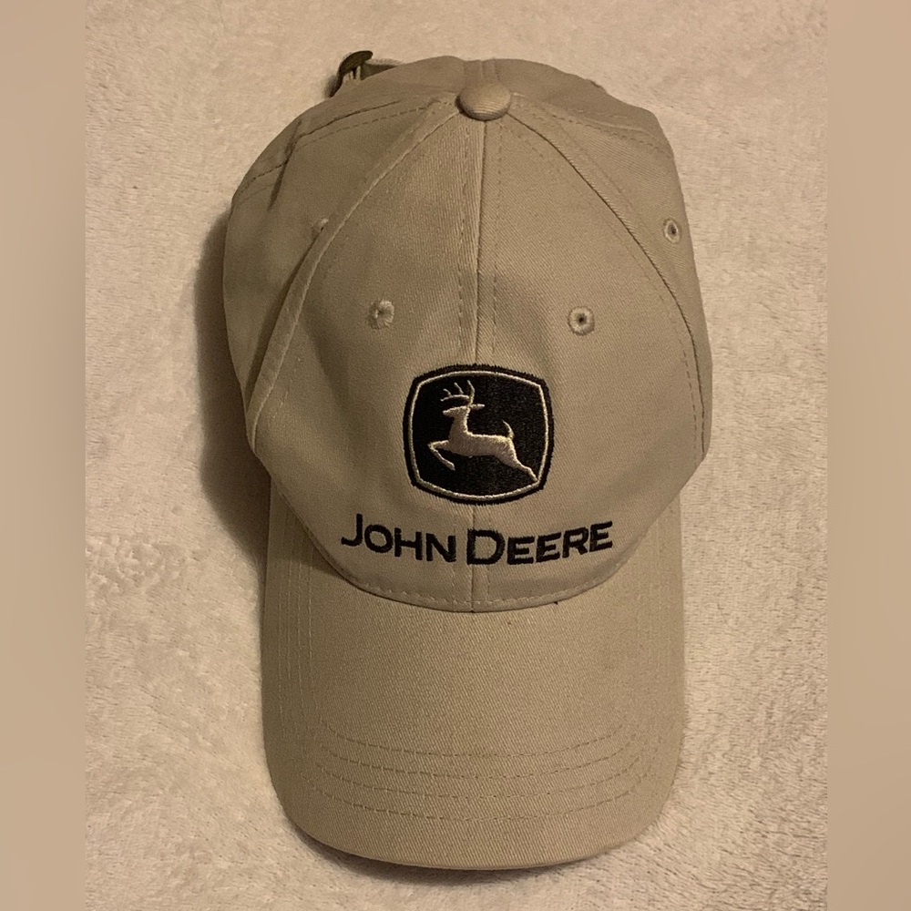 John Deere hat